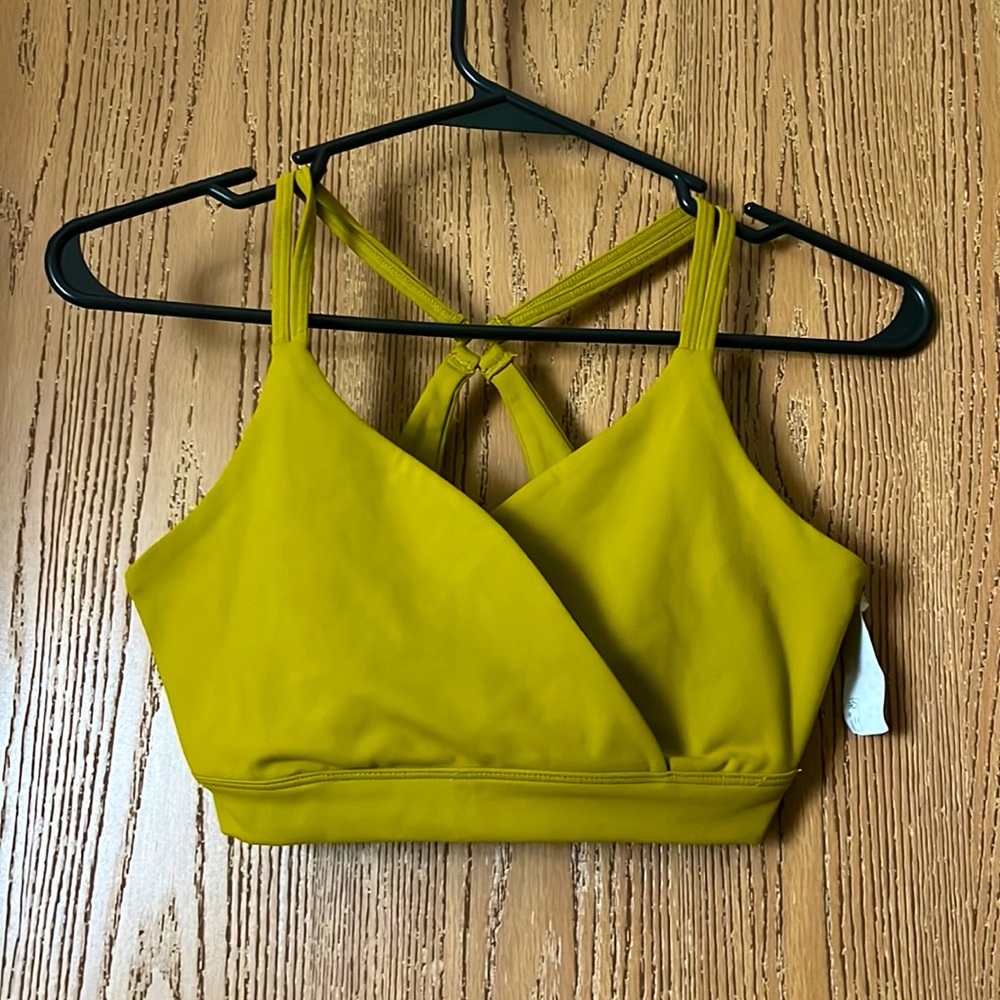 Core 10 Women's Spectrum Studio Strappy Back Light Support Yoga Sports Bra